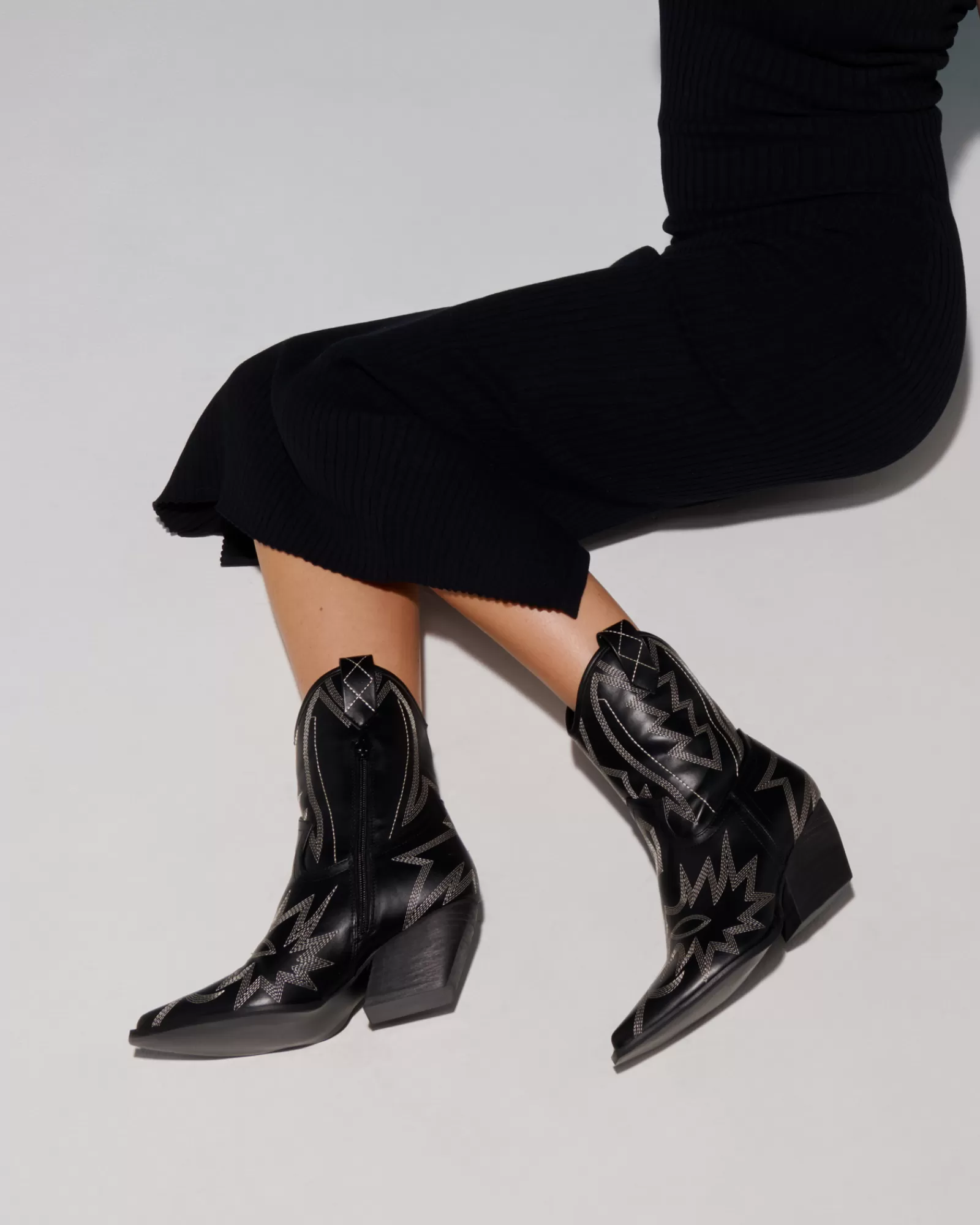 Therapy Shoes Ankle Boots | Outlaw *FINAL SALE*